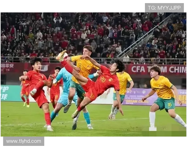 国足备战世预赛迎关键战主帅调整阵容力争小组出线球迷期待新星爆发